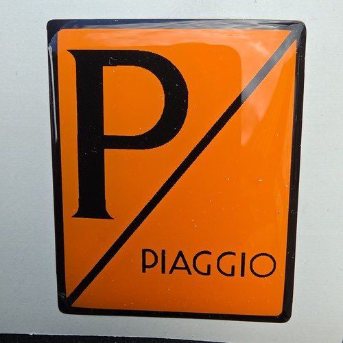 Vespa gts gel badge - ,